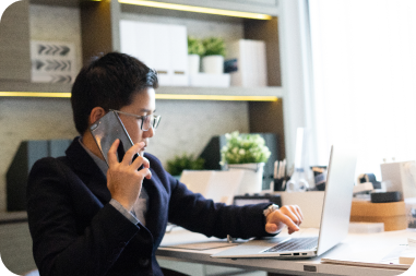 Kelola data dan laporan real time yang terintegrasi